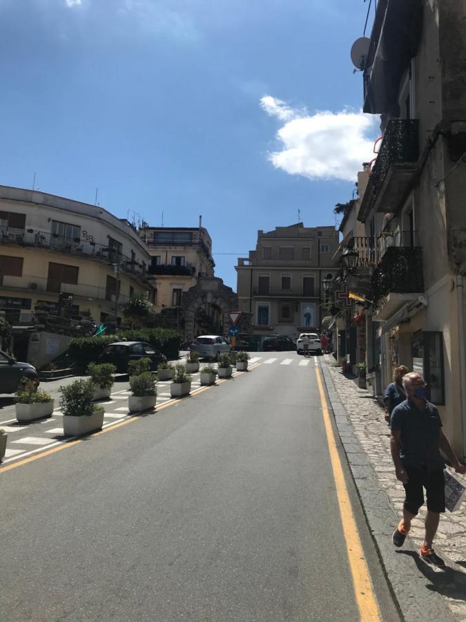 Dania Semesterbostad Taormina